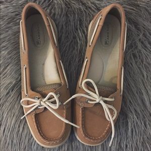 Sperry’s Angelfish Boat Shoe in Linen Oat